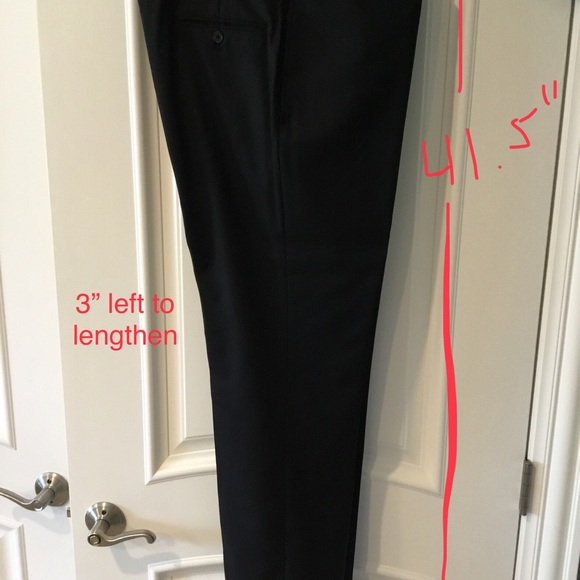 Classic Black Men’s Tommy Hilfiger Suit - Picture 3 of 4